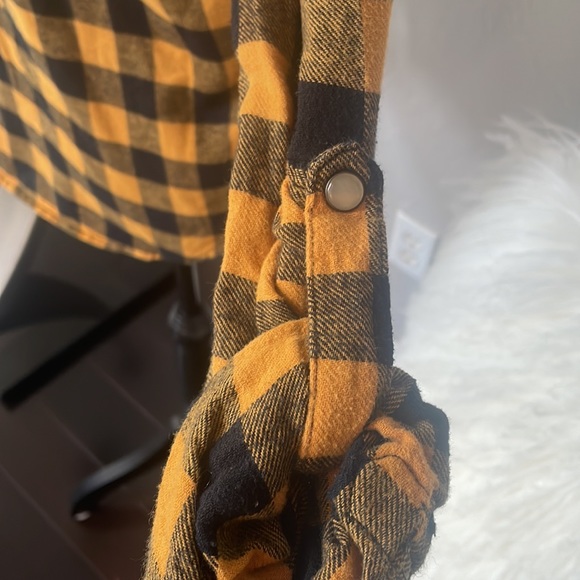 Forever 21 Gold & Black Plaid Shirt - Picture 3 of 7
